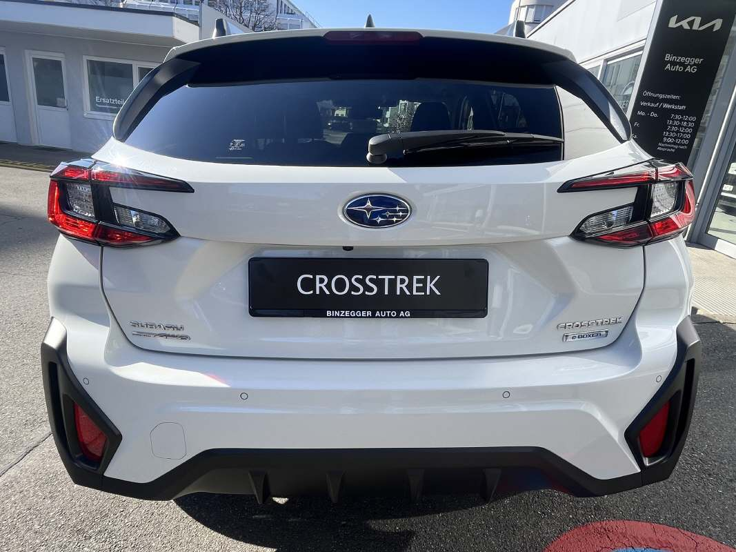SUBARU Crosstrek 2.0i e-Boxer Luxury
