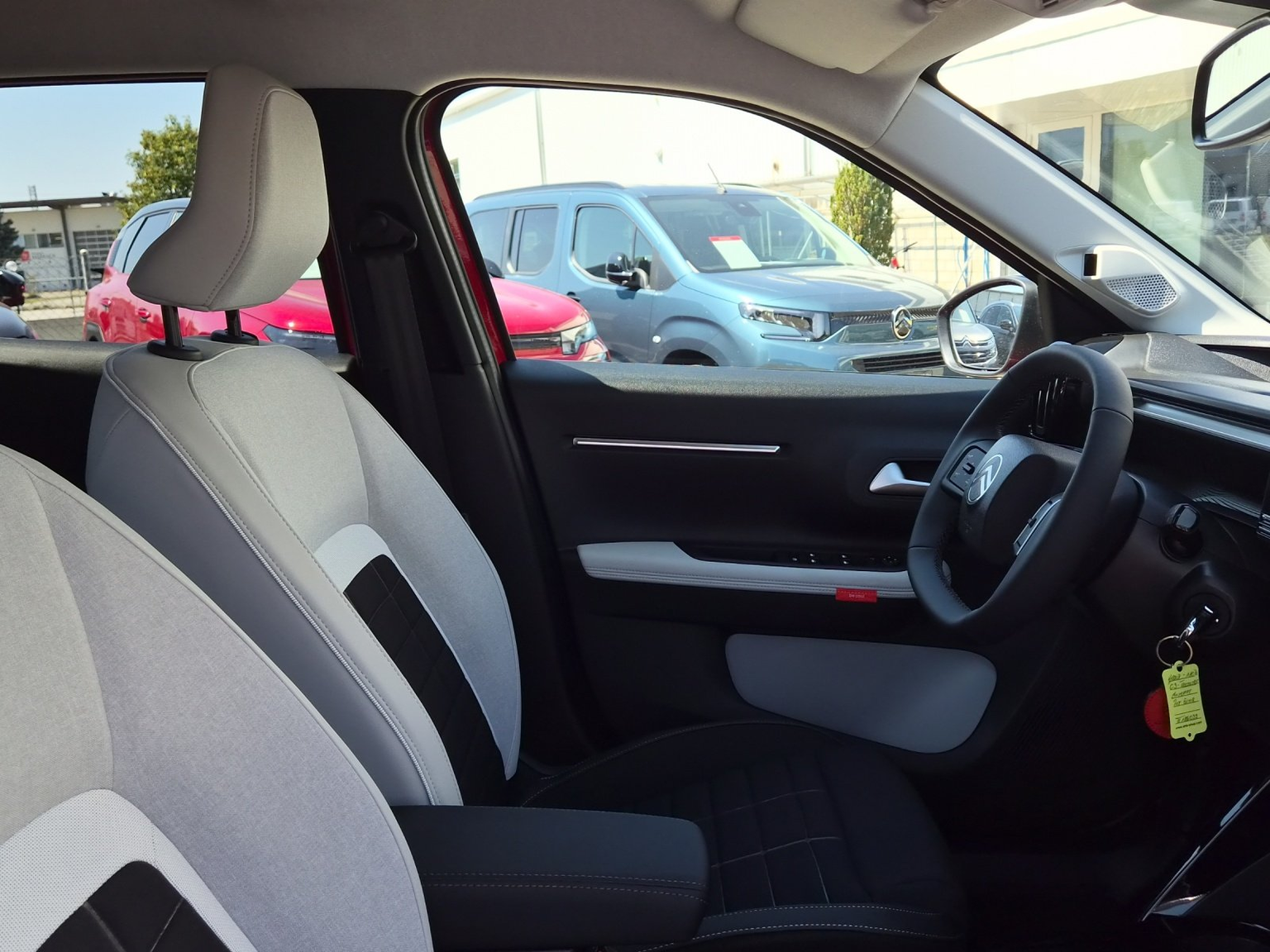 CITROEN C3 1.2 Hybrid Edition Tricolore 110 PS