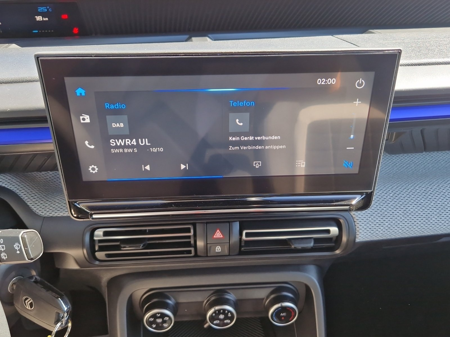 CITROEN C3 1.2 Hybrid Plus Automat 110 PS