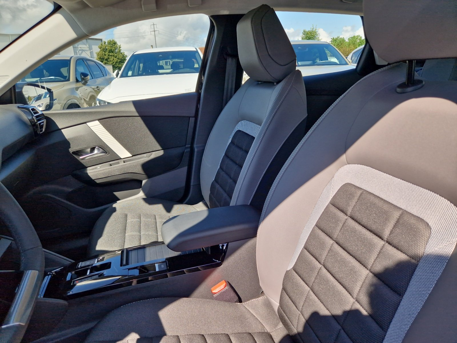 CITROEN e-C4 Tonic, 420 km Reichweite