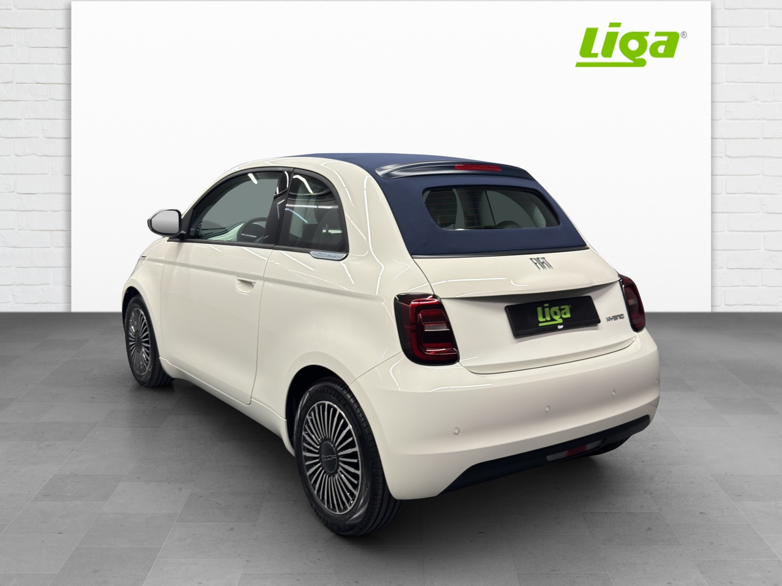 FIAT 500 Cabrio 1.0 Hybrid Dolcevita