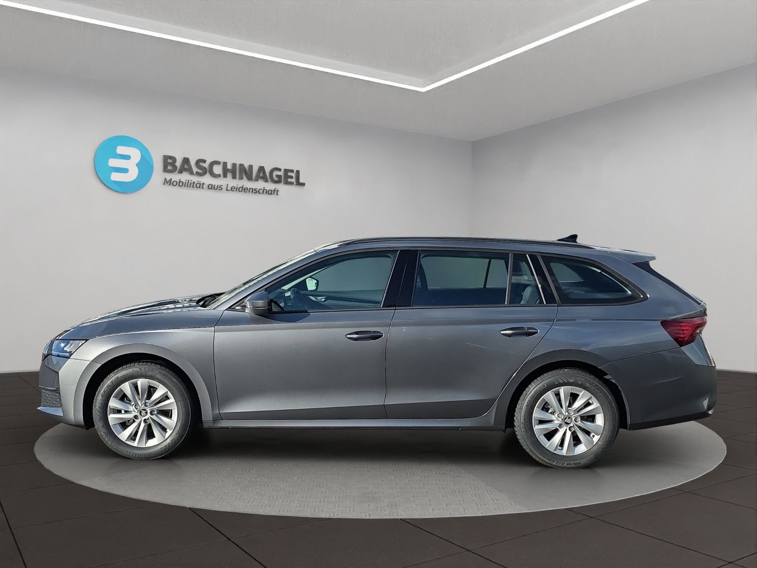 SKODA Octavia Combi 1.5 TSI mHEV DSG Dynamic
