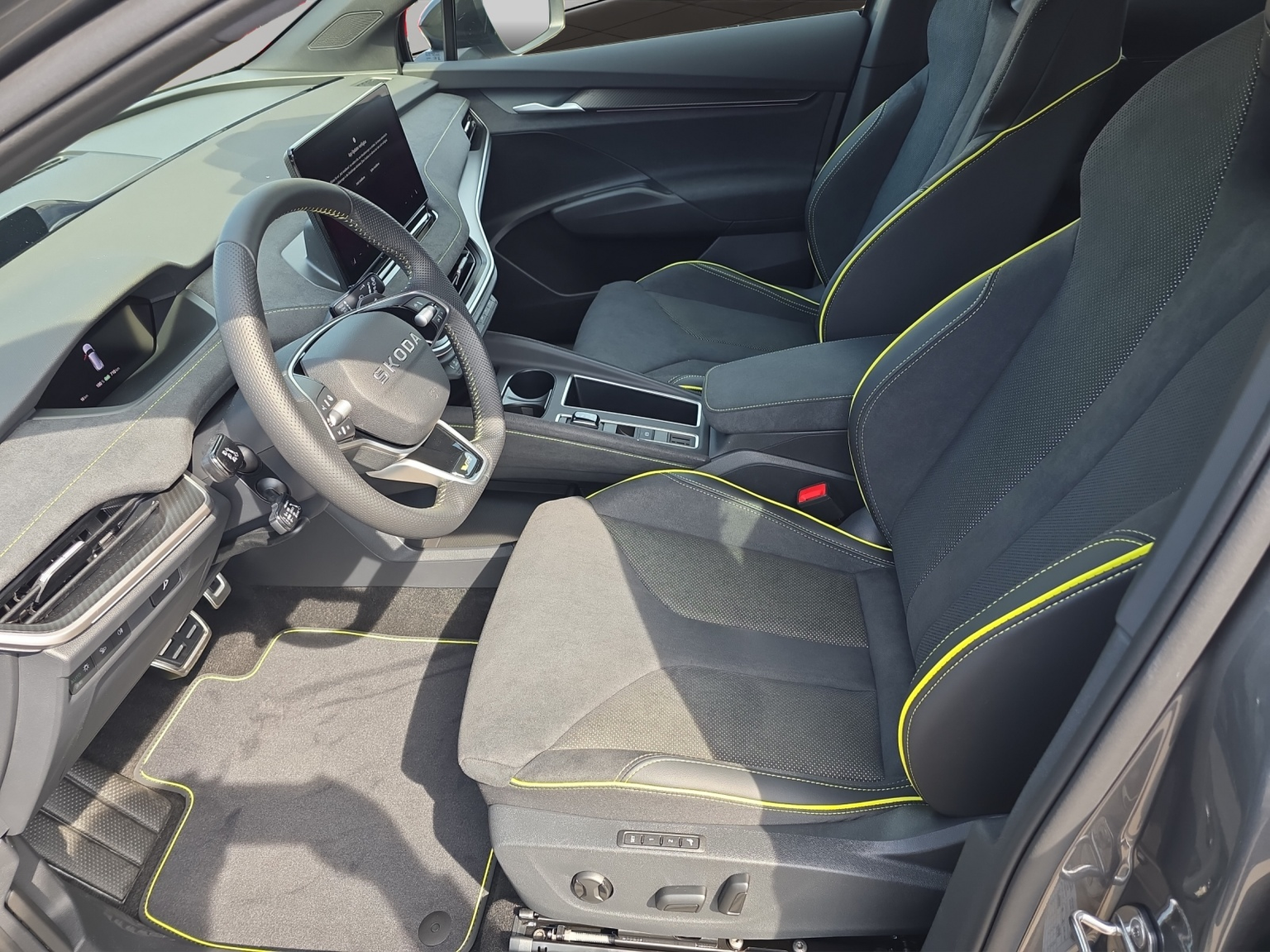 SKODA Enyaq 4x4 RS