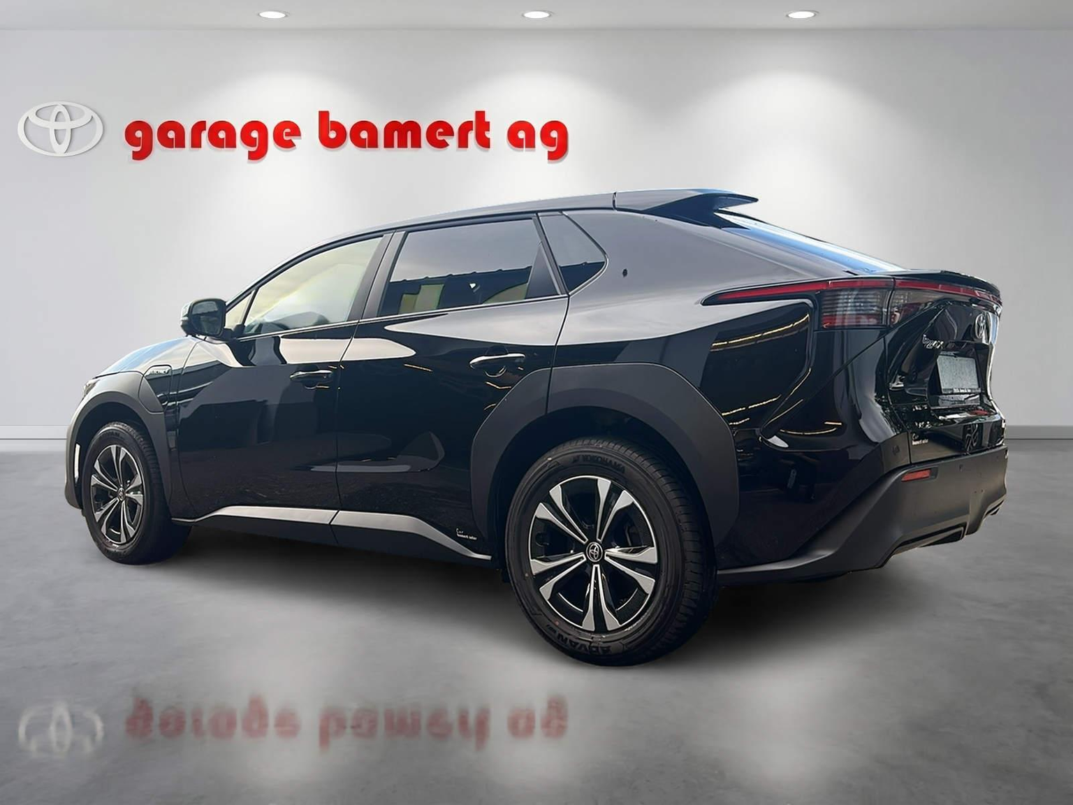 TOYOTA bZ4X Style AWD