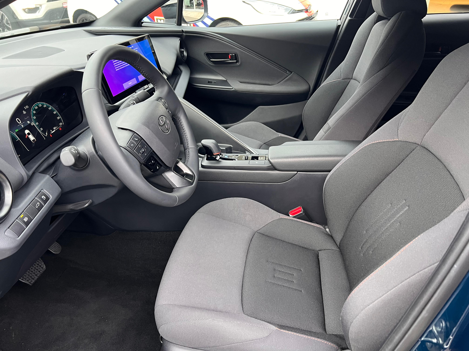 TOYOTA C-HR 2.0 HEV Trend 4x4