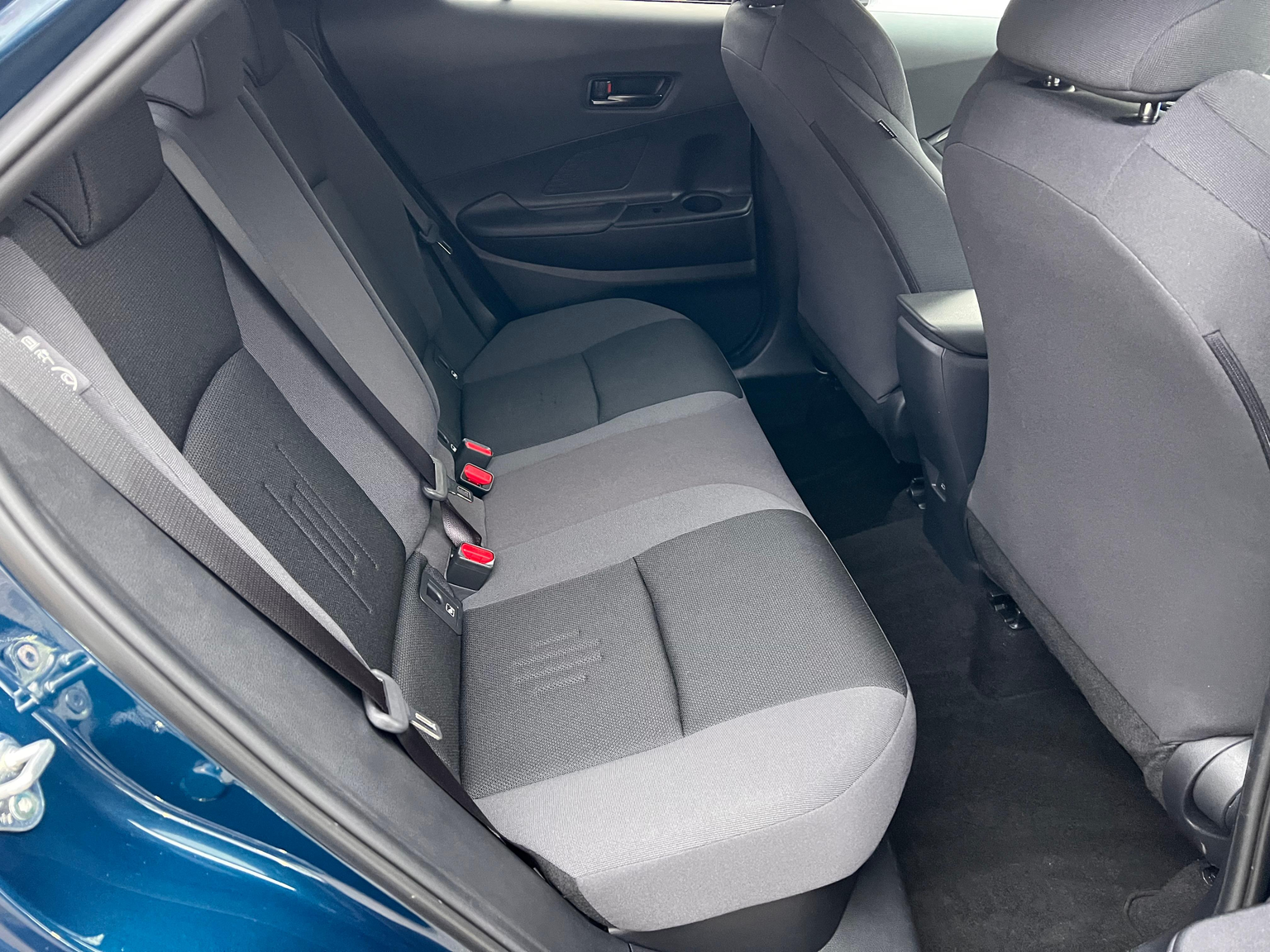 TOYOTA C-HR 2.0 HEV Trend 4x4