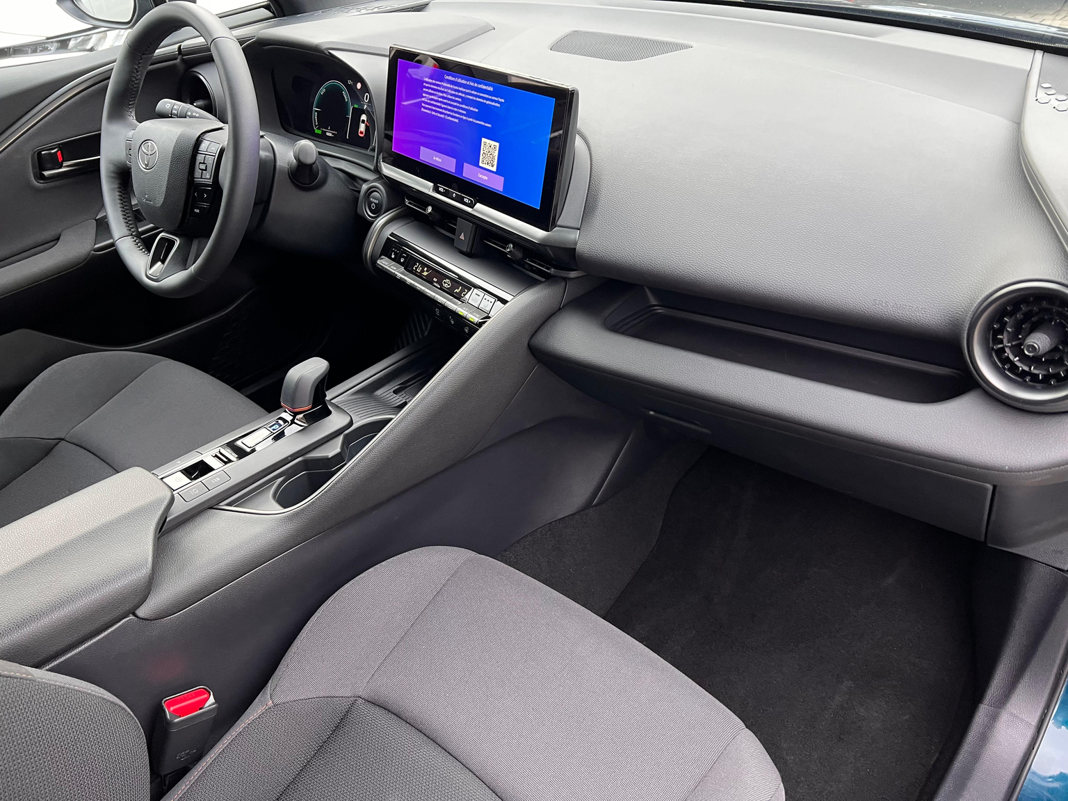 TOYOTA C-HR 2.0 HEV Trend 4x4