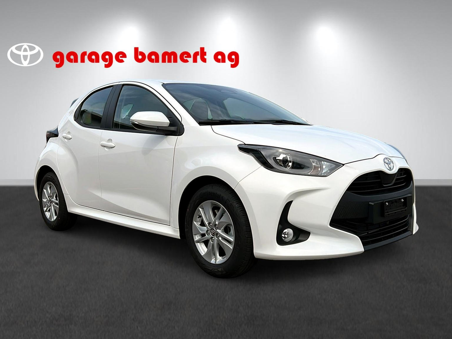 TOYOTA Yaris 1.5 VVT-i HSD Comfort