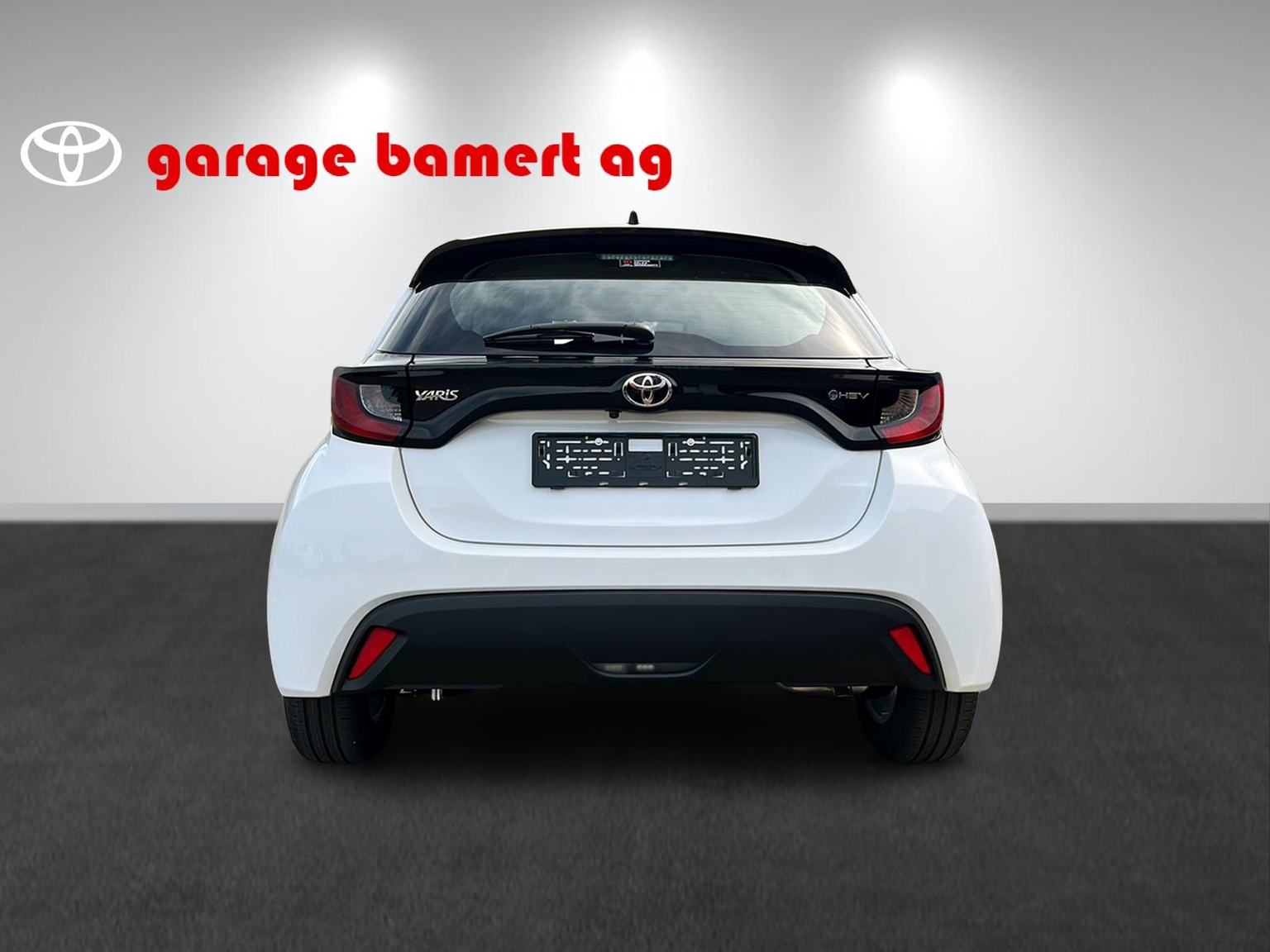 TOYOTA Yaris 1.5 VVT-i HSD Comfort