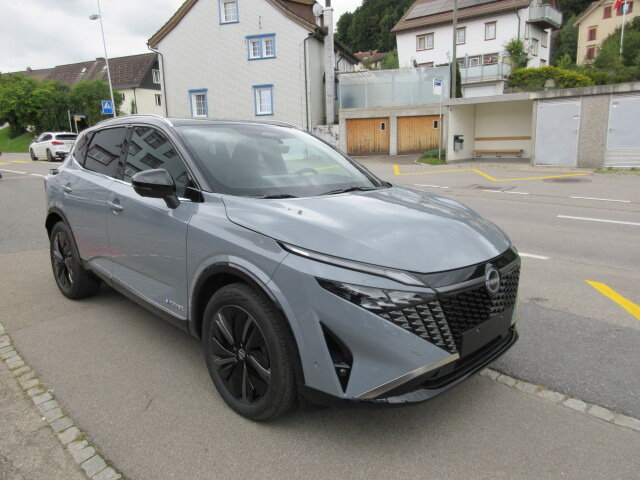 NISSAN Qashqai 1.5 VC-T Tekna