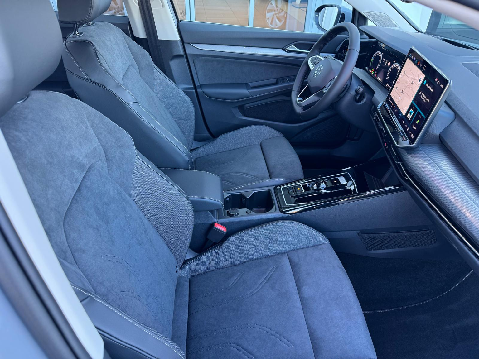 VW Golf 1.5 TSI PHEV Style