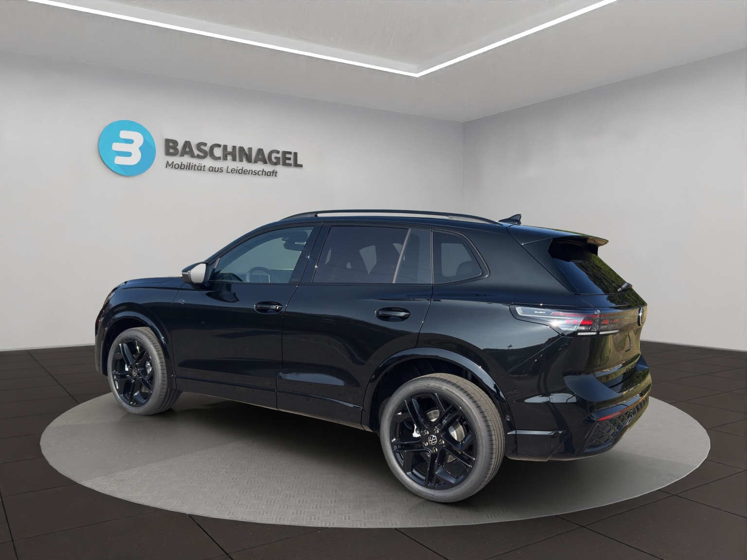 VW Tiguan 2.0 TDI SCR R-Line 4Motion DSG