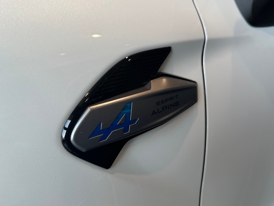 RENAULT Captur 1.3 TCe Esprit Alpine EDC