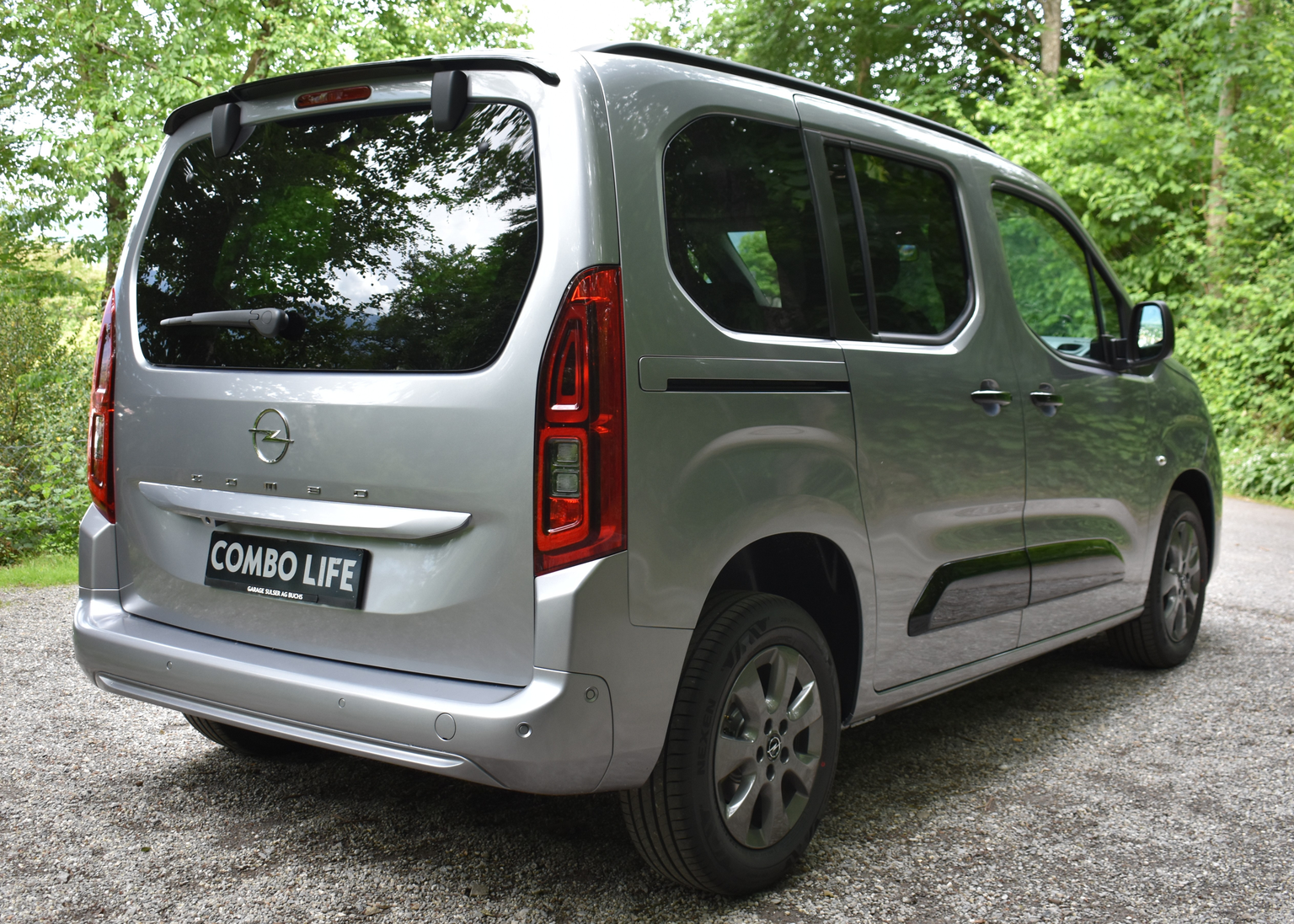 OPEL Combo 1.5 GS Automat