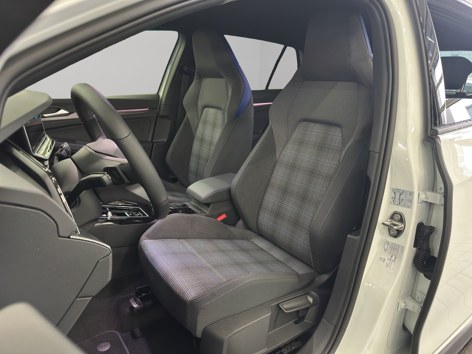 VW Golf 1.5 TSI PHEV GTE