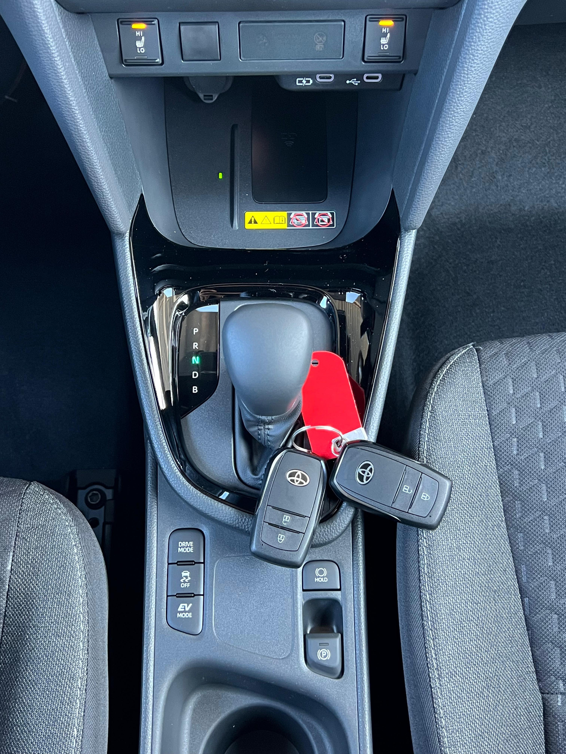 TOYOTA Yaris Cross 1.5 VVT-i HSD Trend