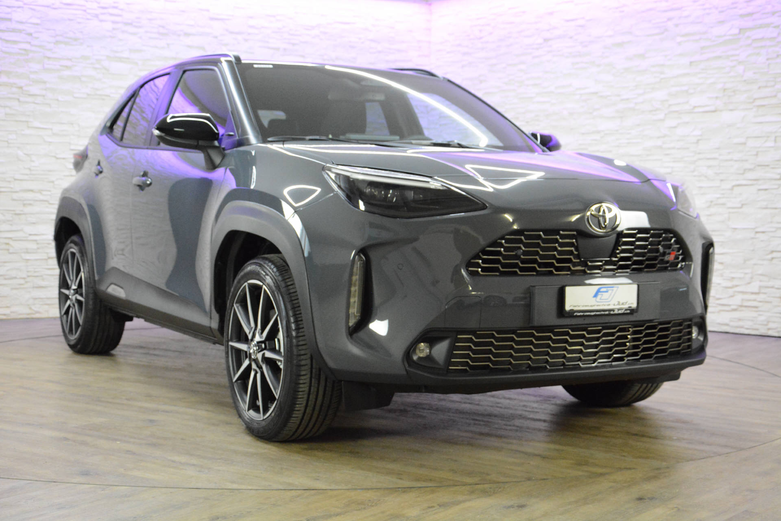 TOYOTA Yaris Cross 1.5 VVT-i HSD GR Sport