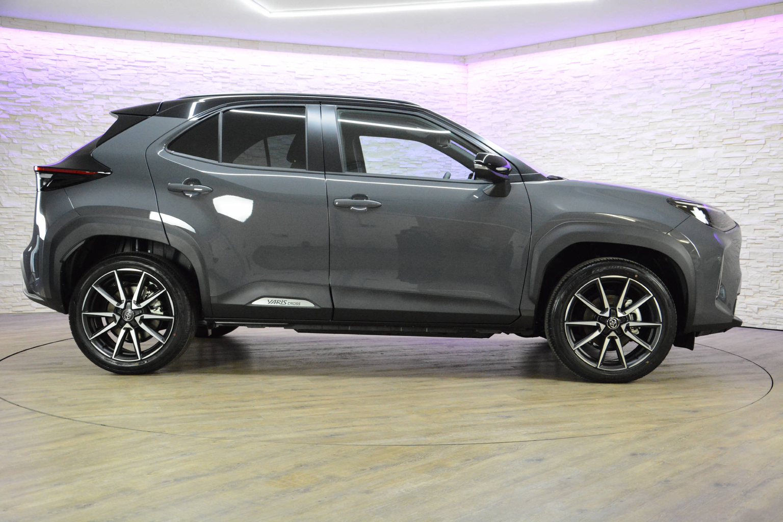 TOYOTA Yaris Cross 1.5 VVT-i HSD GR Sport