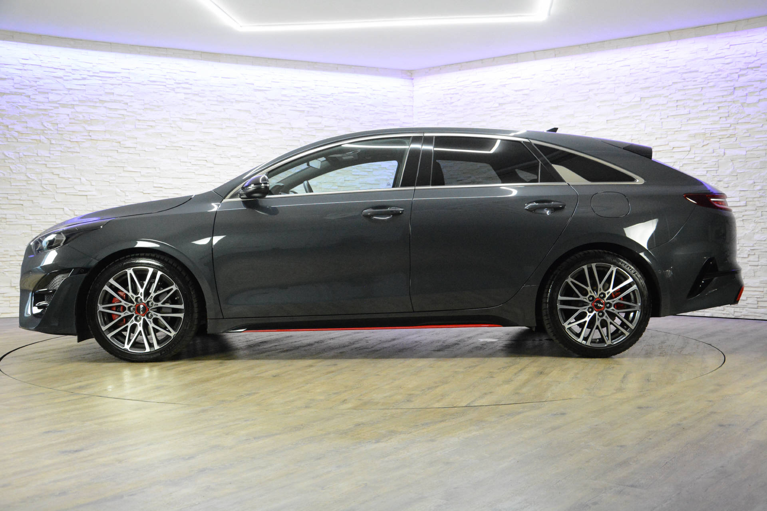 KIA ProCeed 1.6 T-GDi GT