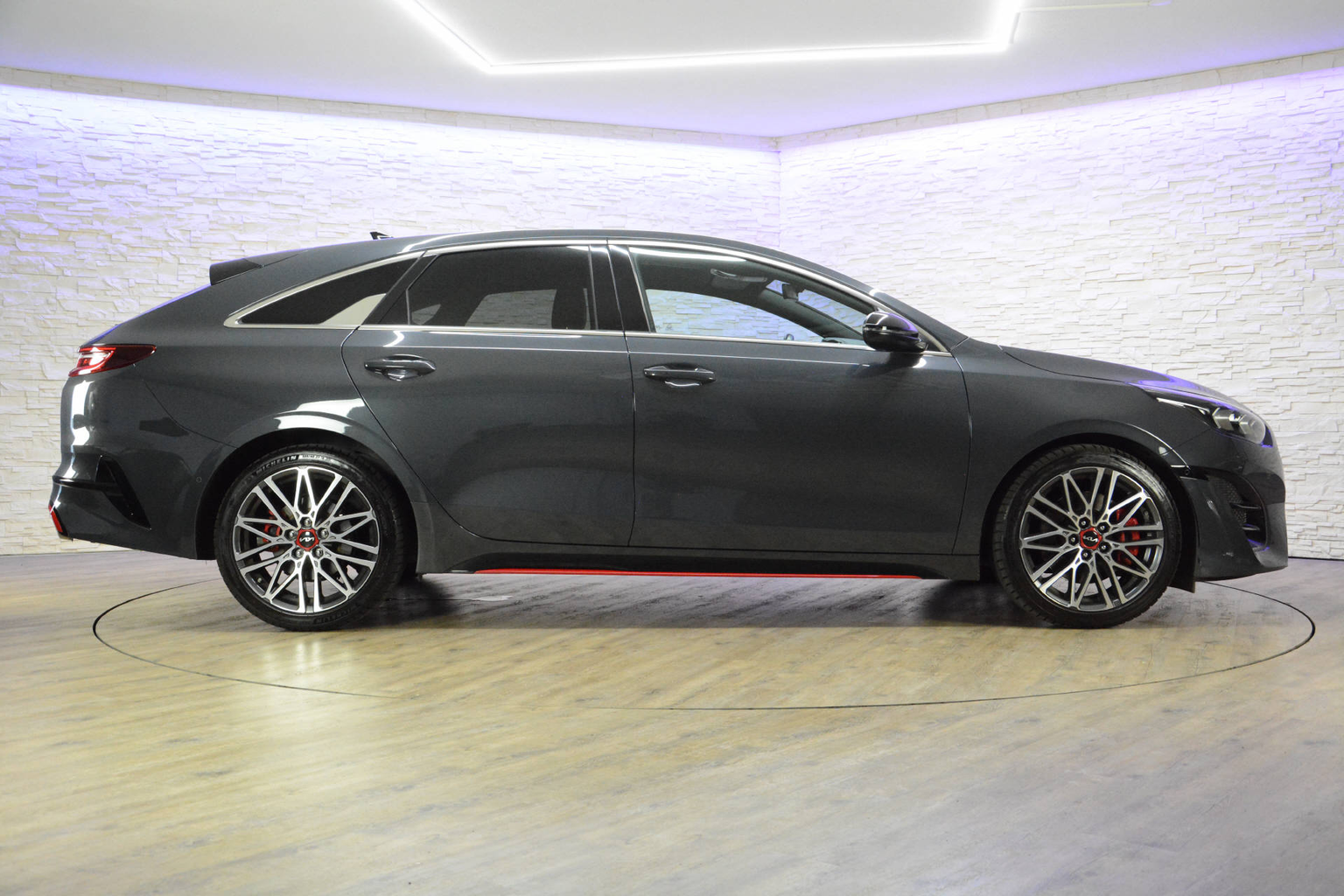KIA ProCeed 1.6 T-GDi GT
