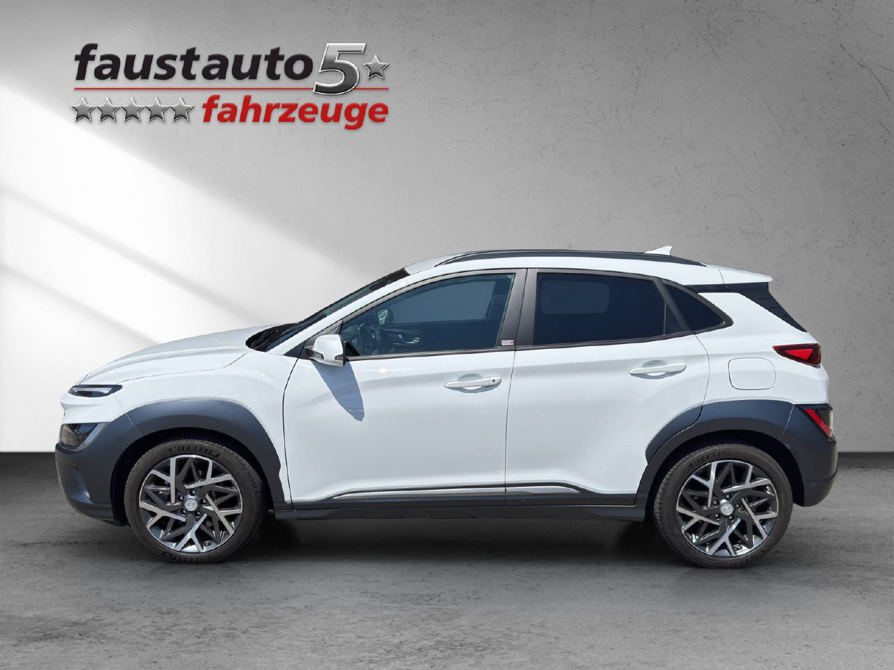 HYUNDAI Kona 1.6 GDi Hybrid Amplia MY21