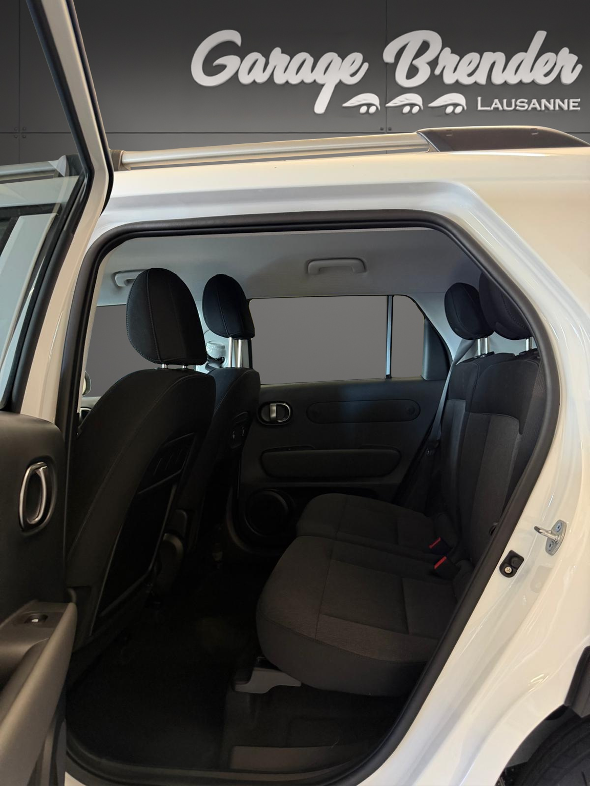 HYUNDAI Inster Electric Amplia