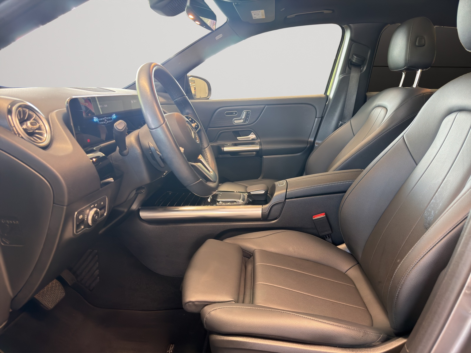 MERCEDES-BENZ GLA 250 4Matic Progressive 8G-DCT