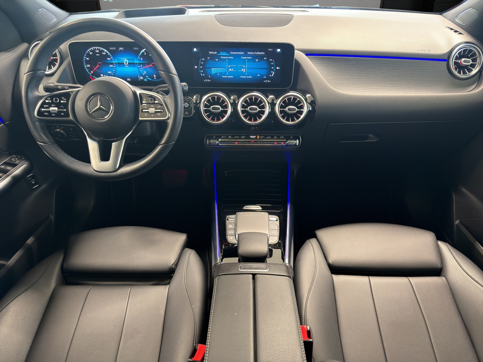 MERCEDES-BENZ GLA 250 4Matic Progressive 8G-DCT