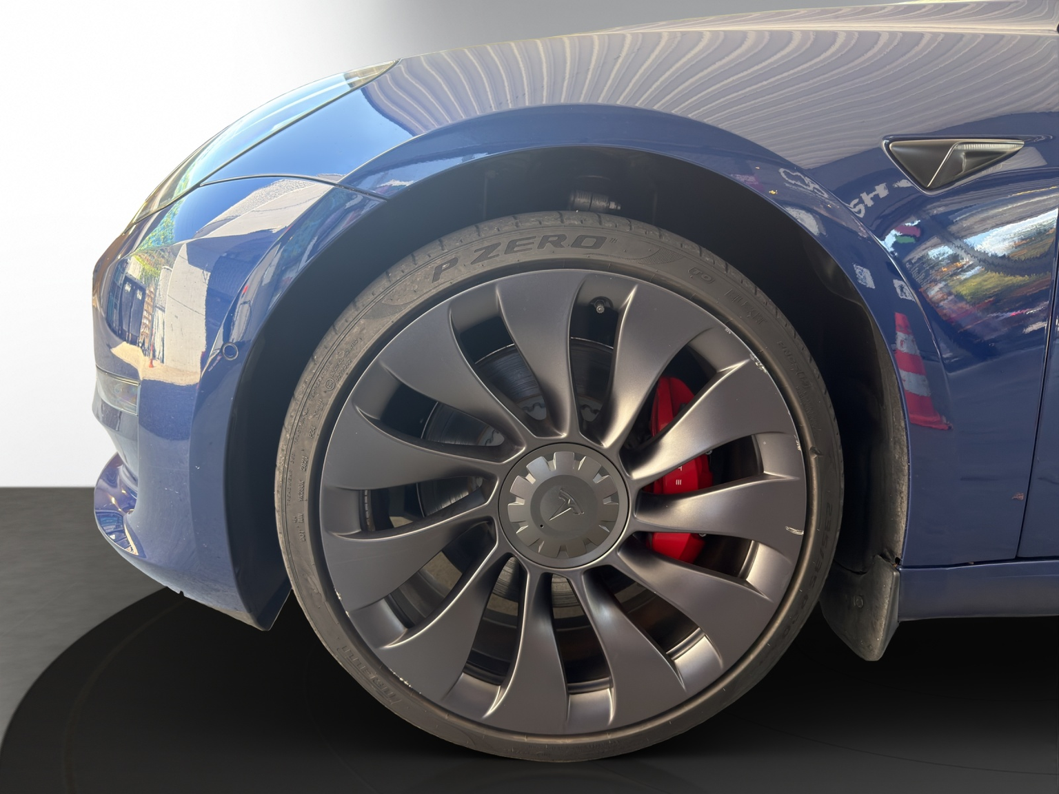 TESLA Model 3 Perform. Dual AWD