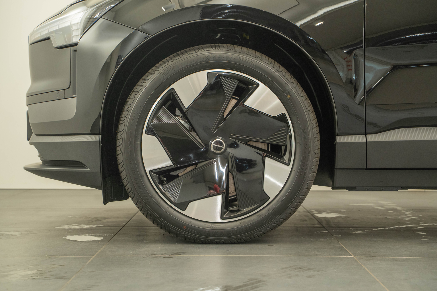 VOLVO EX30 E60 Twin Plus Performance AWD
