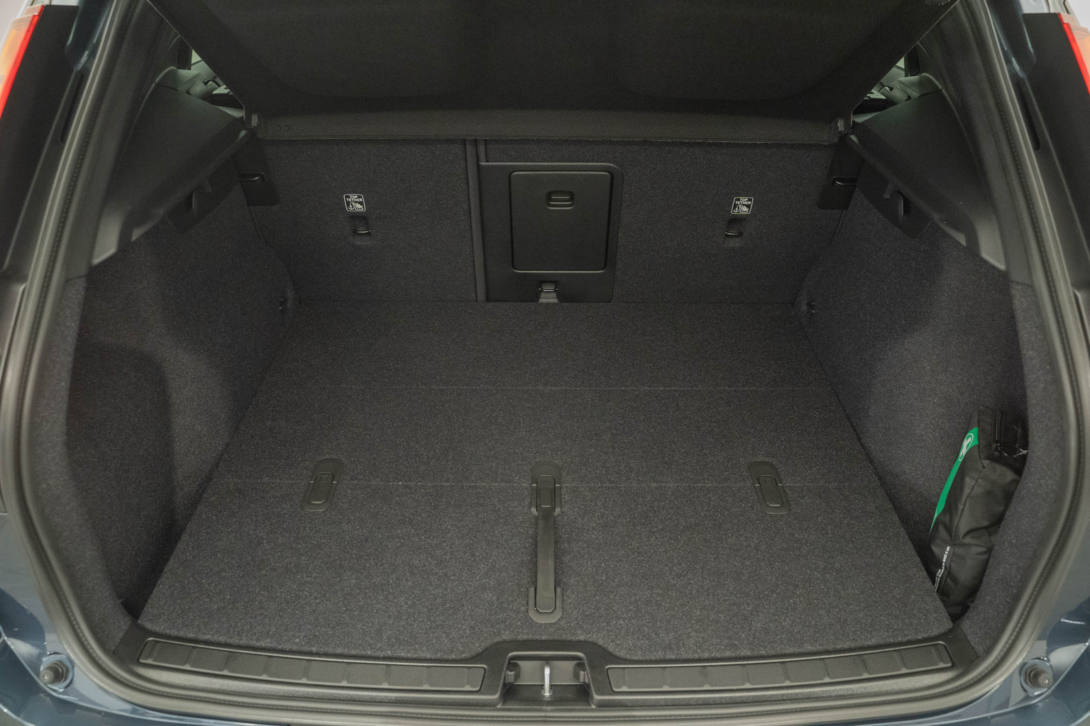 VOLVO EX40 Twin Black Edition AWD
