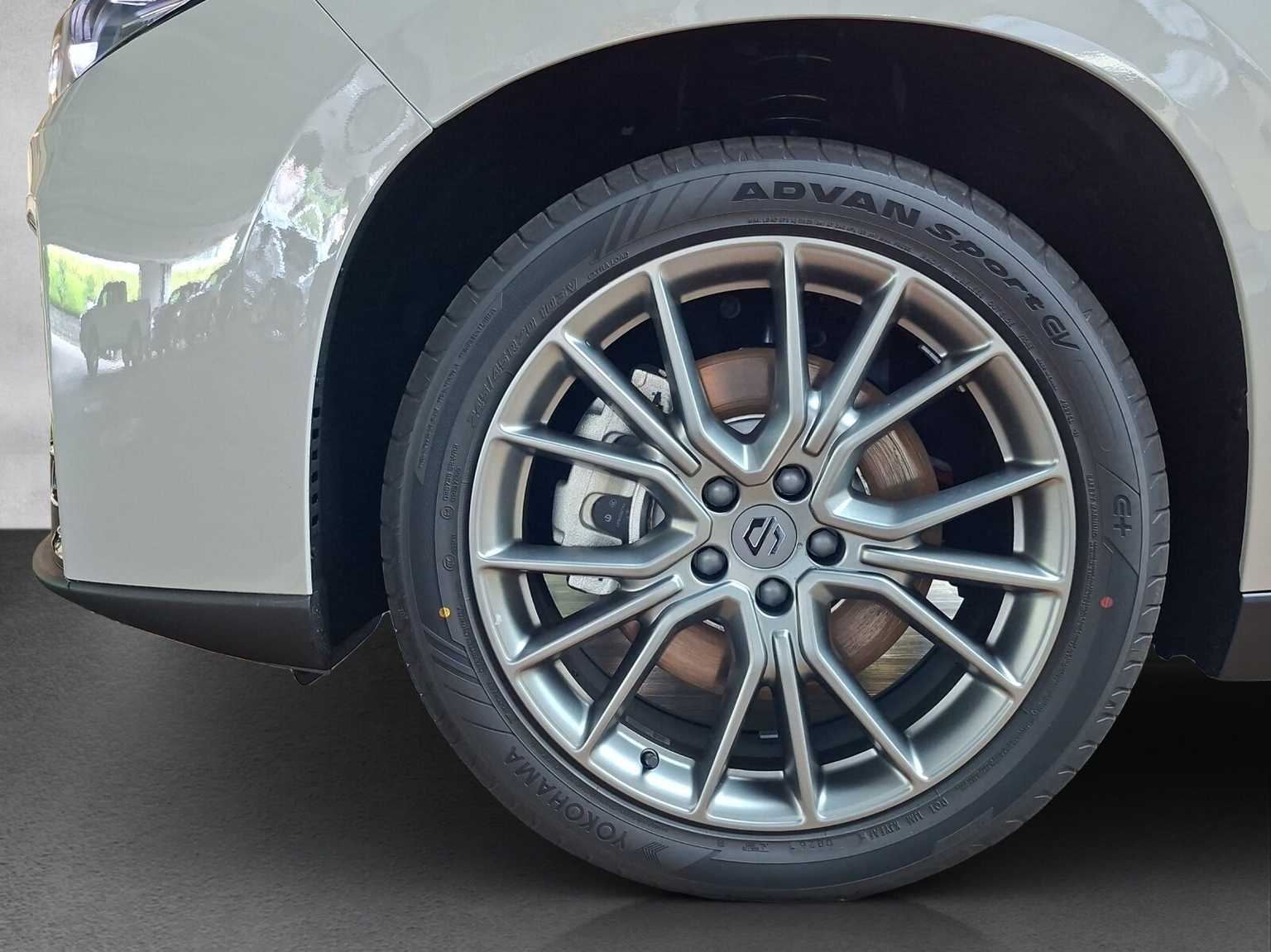 LEAPMOTOR C10 EV AWD 81.9kWh