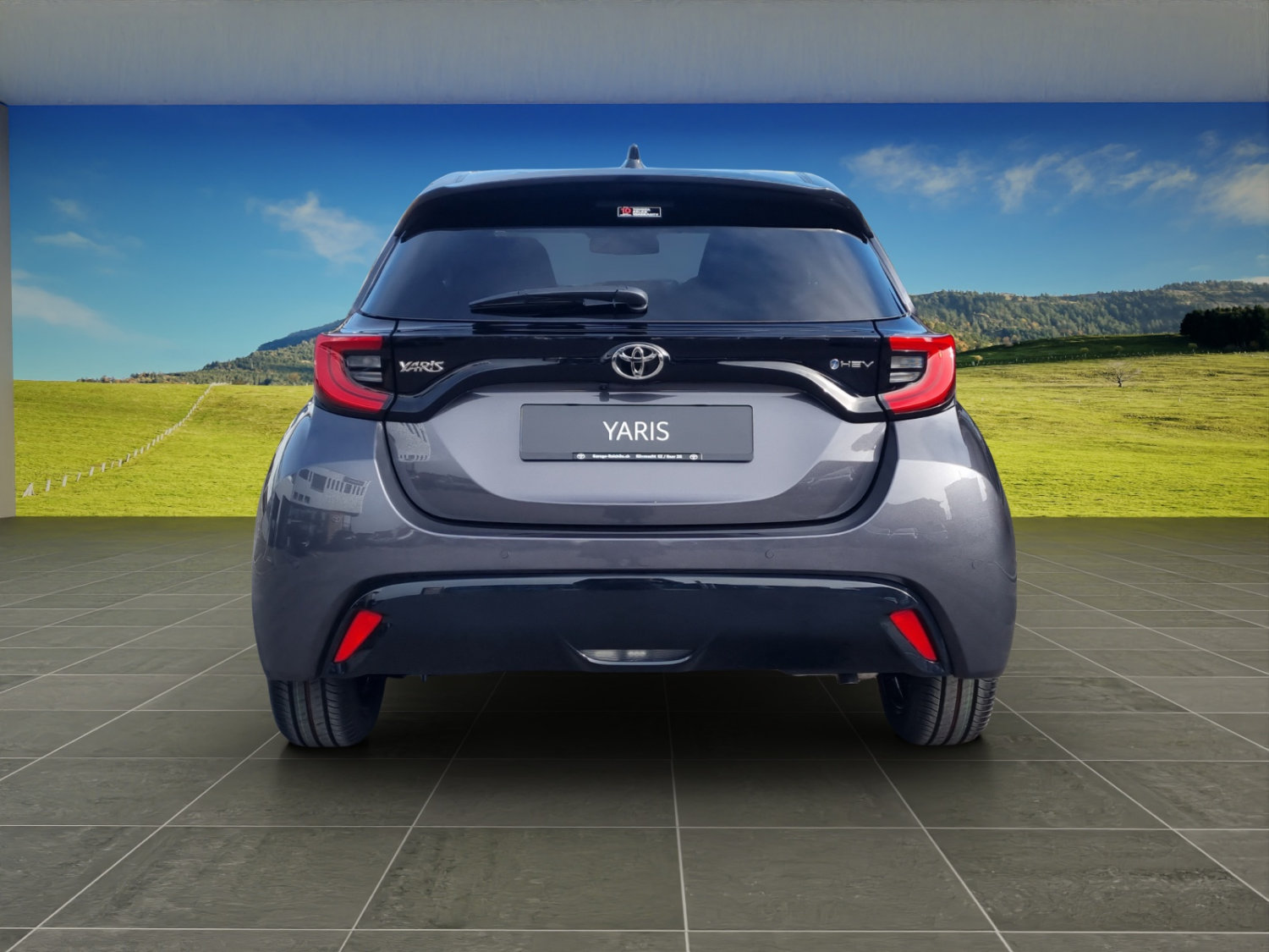 TOYOTA Yaris 1.5 VVT-i HSD Premium