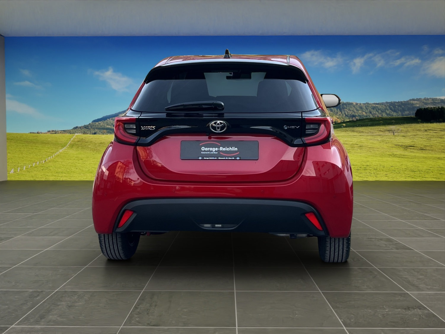 TOYOTA Yaris 1.5 VVT-i HSD Trend