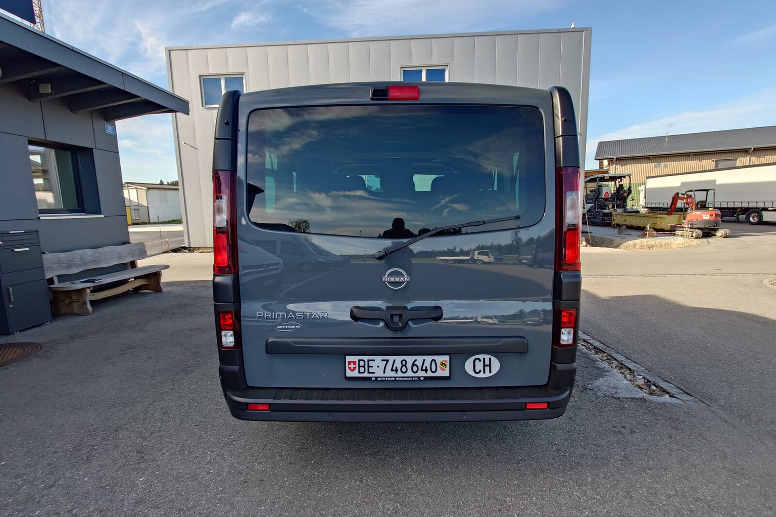 NISSAN Primastar Kombi 2.8 t L1 H1 2. Tekna