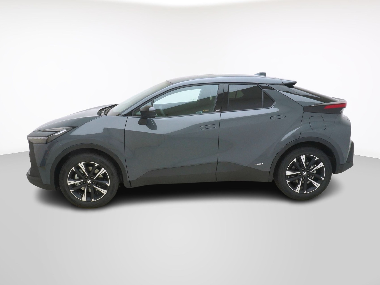 TOYOTA C-HR 2.0 HEV Swiss Edition ** 4x4 **