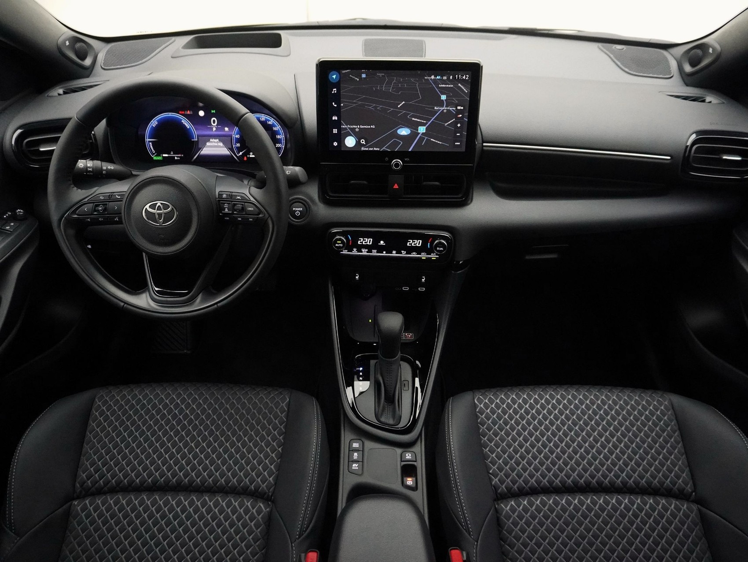 TOYOTA Yaris 1.5 VVT-i HSD Premium ** Panorama-Glasdach **