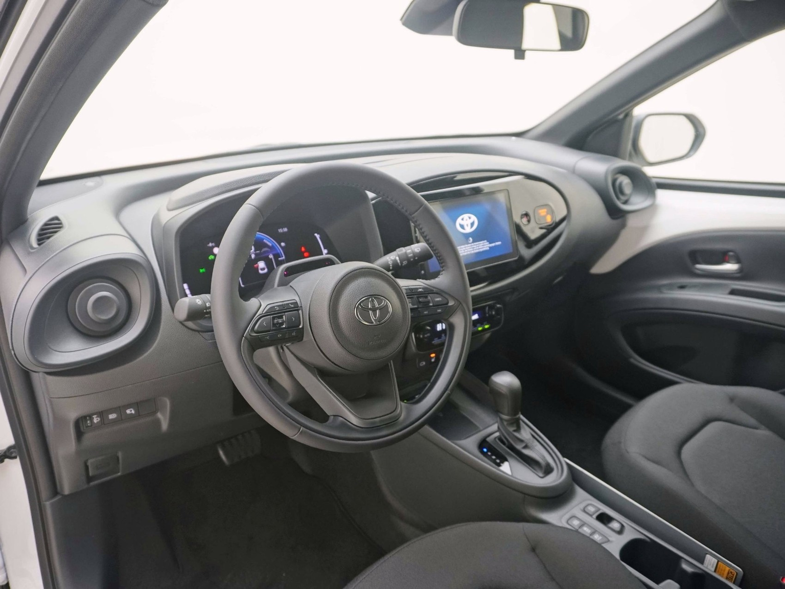 TOYOTA Aygo X 1.5 VVT-i HSD Comfort