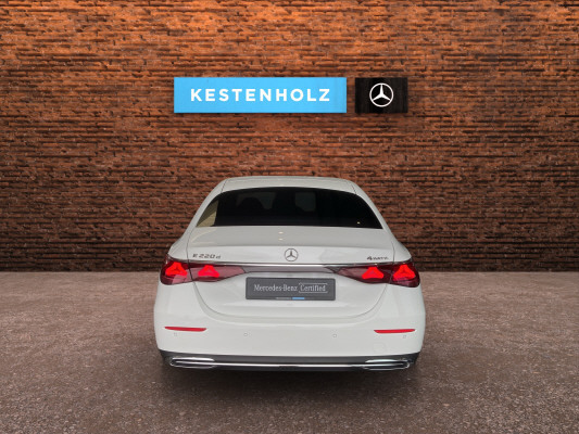 MERCEDES-BENZ E 220 d 4Matic