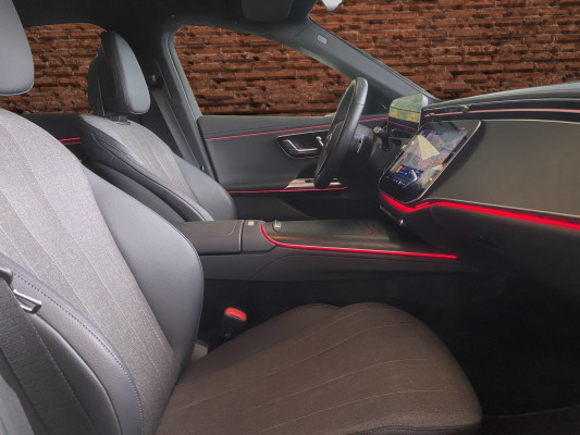 MERCEDES-BENZ E 220 d 4Matic