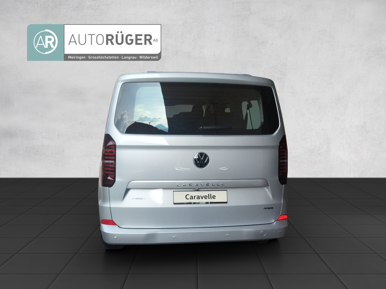 VW Caravelle 2.0 TDI LWB 4 Motion Aut 8