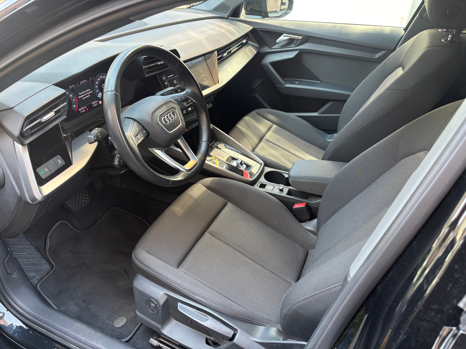 AUDI A3 Sportback 35 TFSI Attraction S-tronic