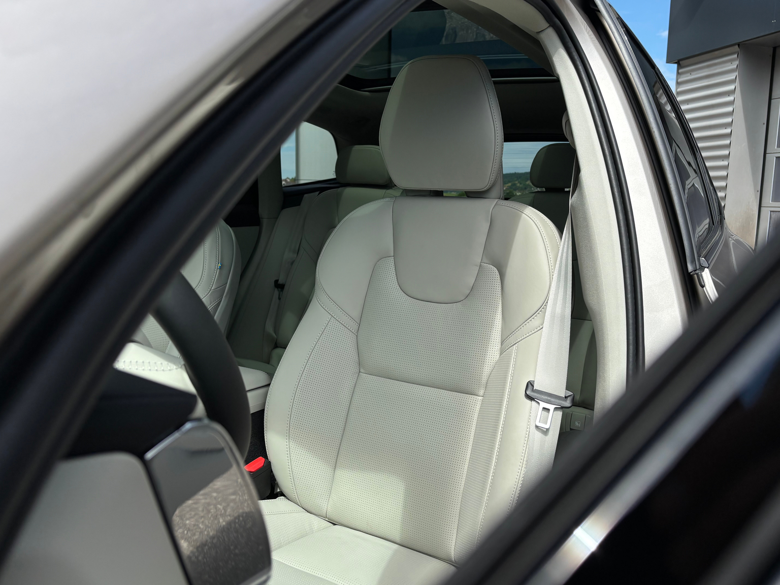 VOLVO XC60 2.0 T8 TE Ultra Dark eAWD