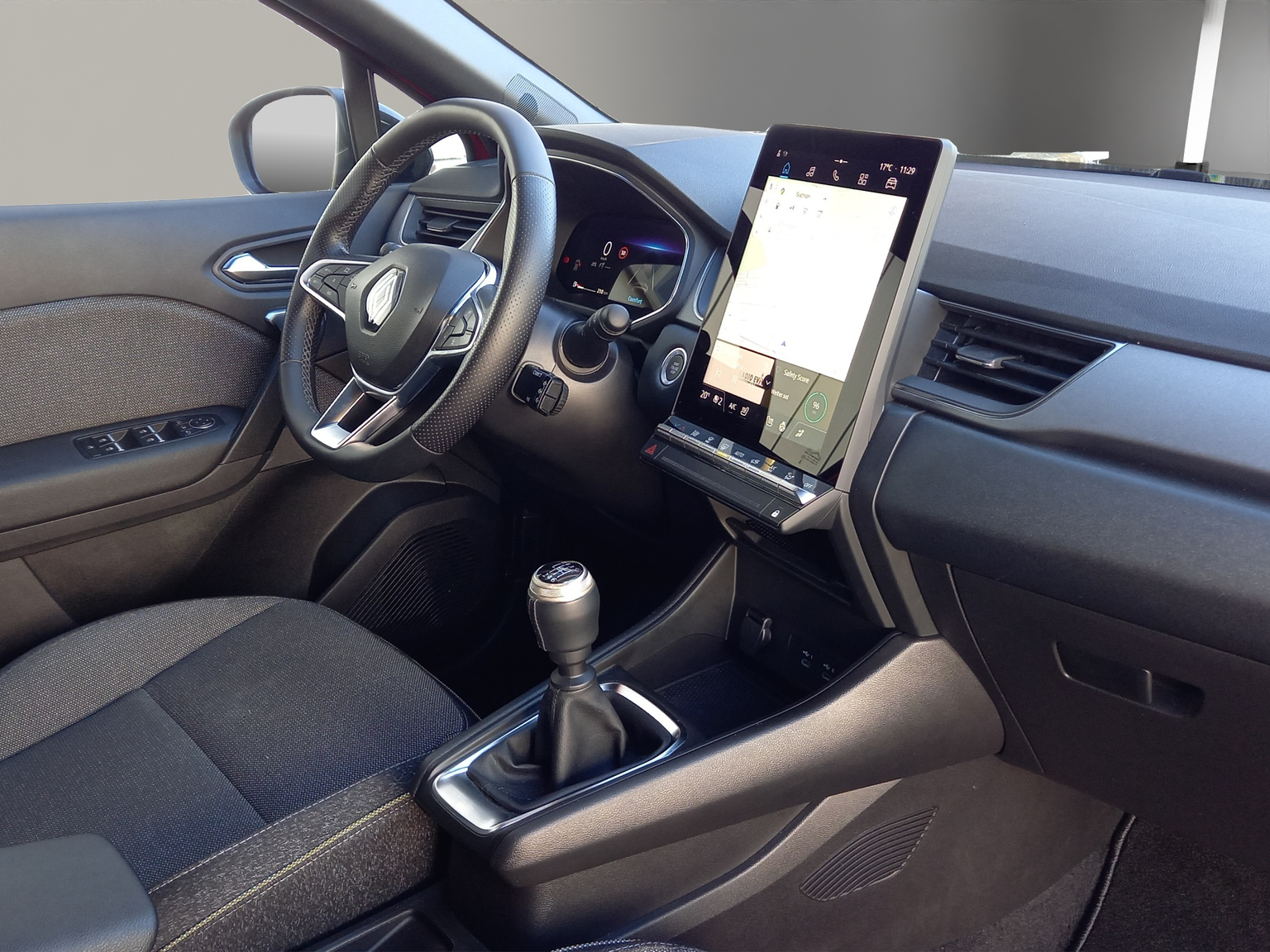 RENAULT Captur 1.3 TCe 140 techno