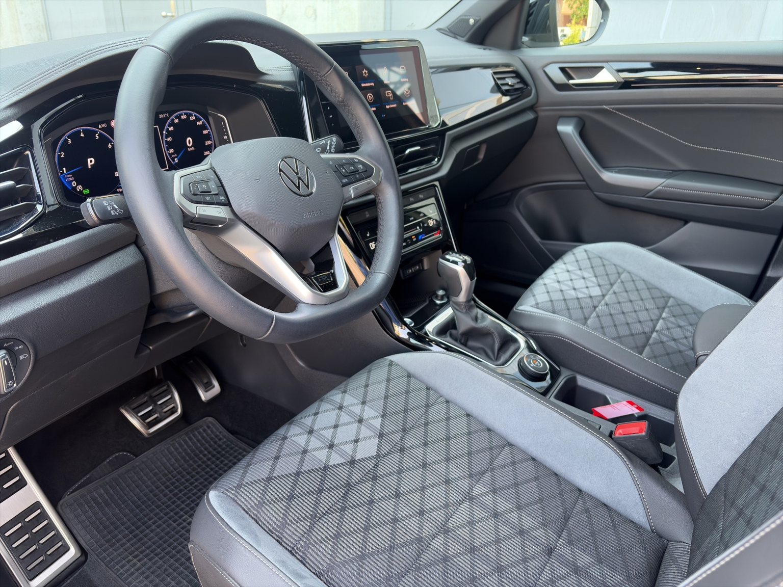 VW T-Roc 2.0 TSI 75 Edition DSG 4Motion
