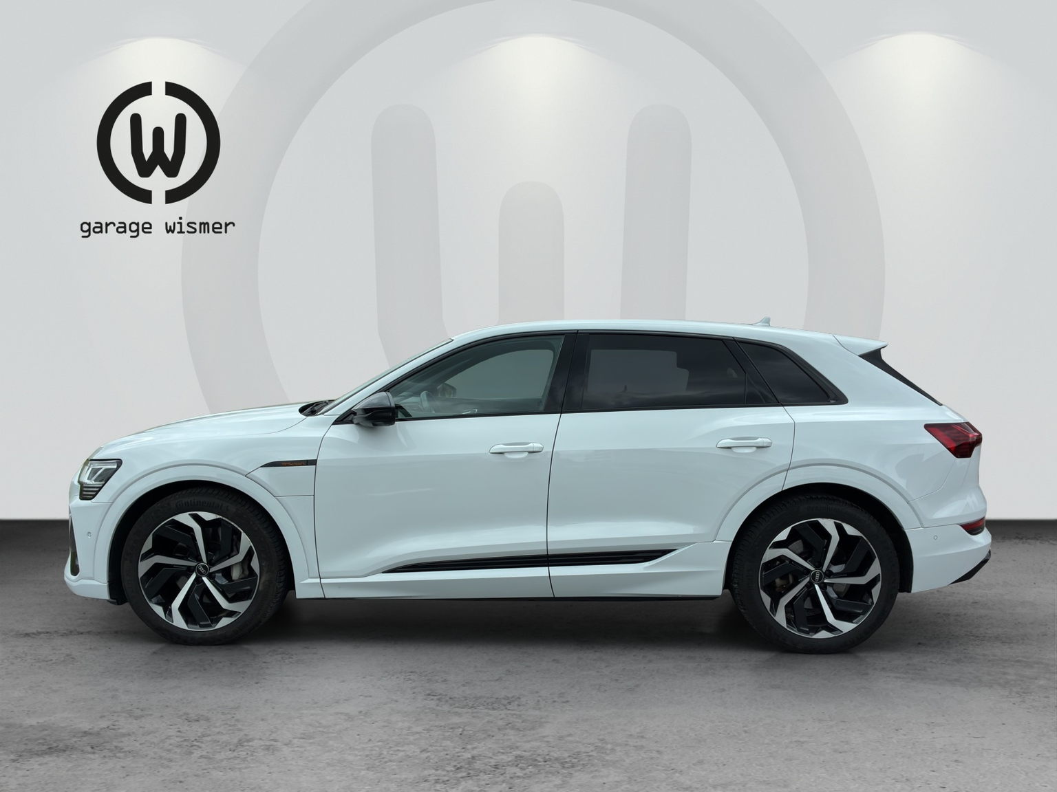 AUDI e-tron 55 S Line Black Edition quattro