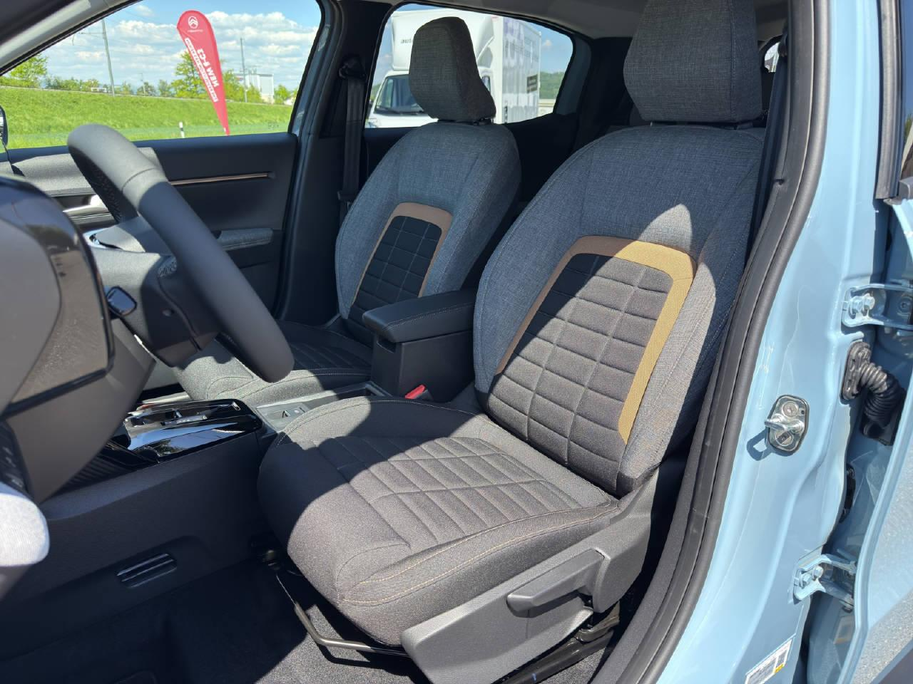 CITROEN e-C3 Aircross Plus
