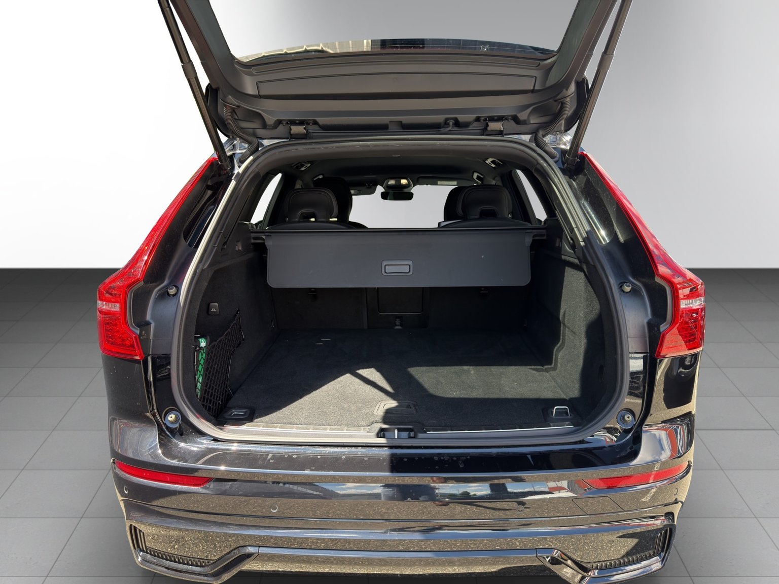 VOLVO XC60 B5 B AWD Plus Dark