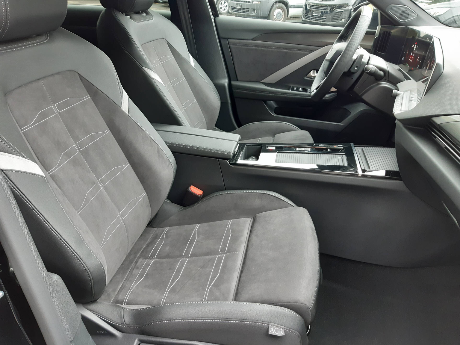 OPEL Astra Sports Tourer 1.2 T 130 Swiss Plus