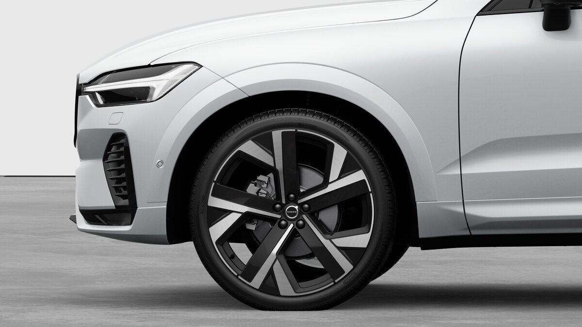 VOLVO XC60 2.0 B5 MH Black Edition AWD